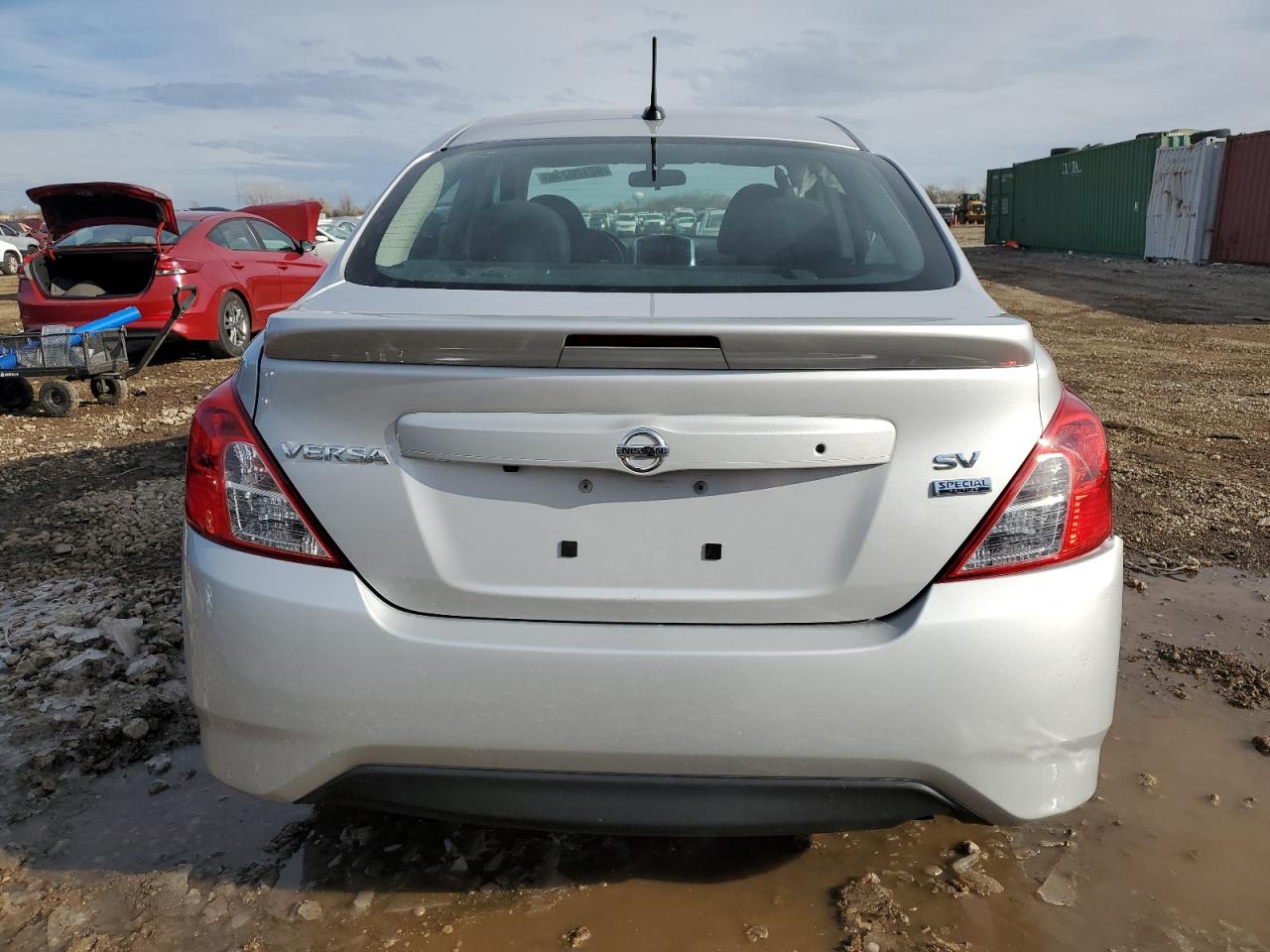 NISSAN VERSA S