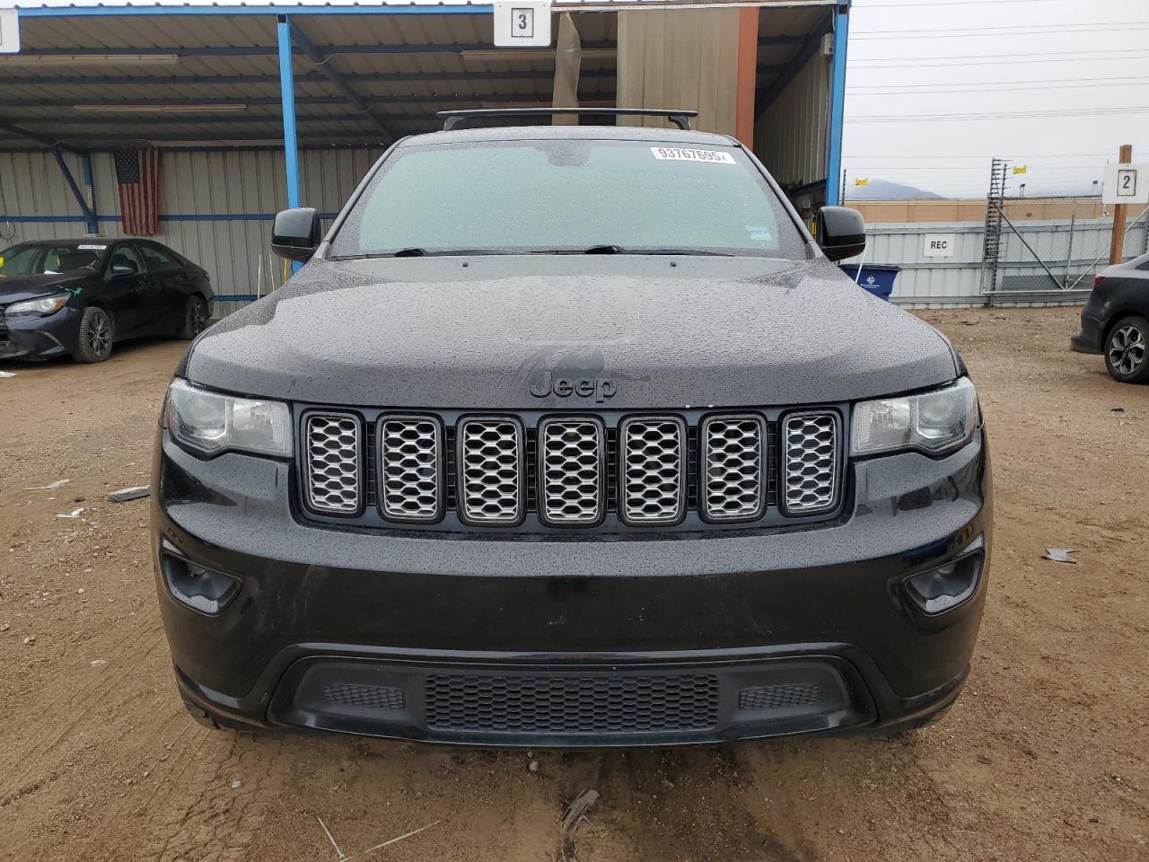 JEEP GRAND CHEROKEE LAREDO