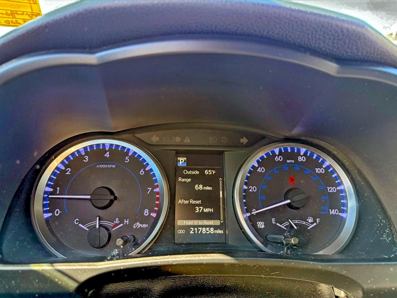 TOYOTA HIGHLANDER LE