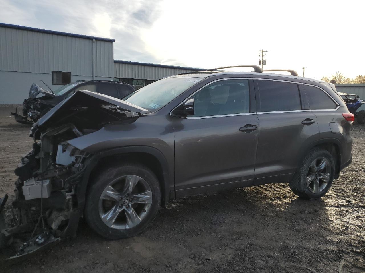 TOYOTA HIGHLANDER LIMITED