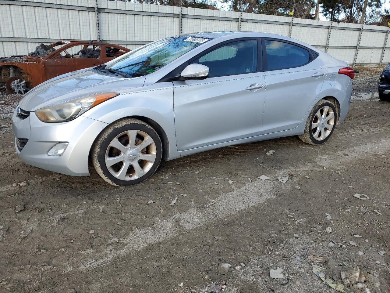 HYUNDAI ELANTRA GLS