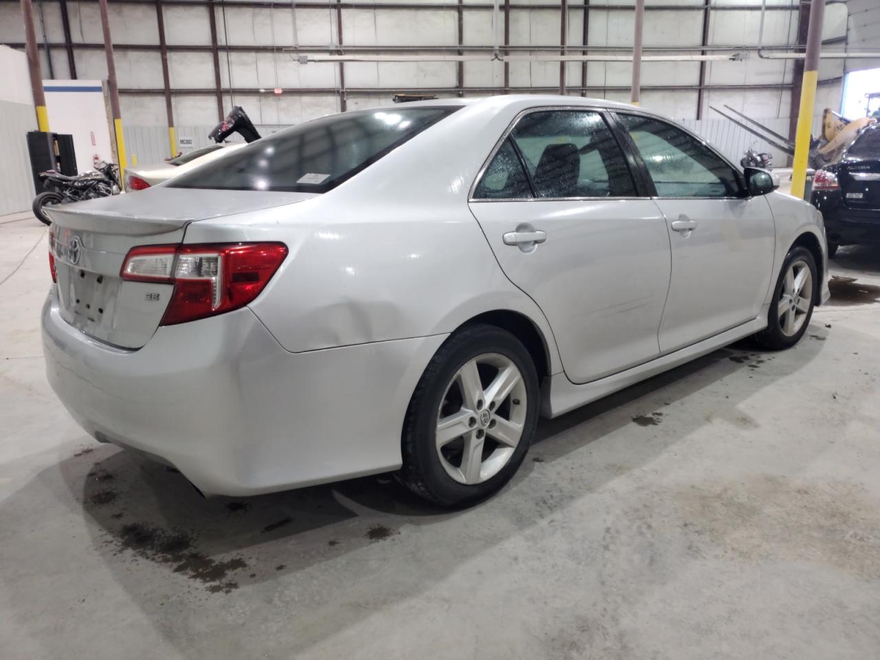 TOYOTA CAMRY L