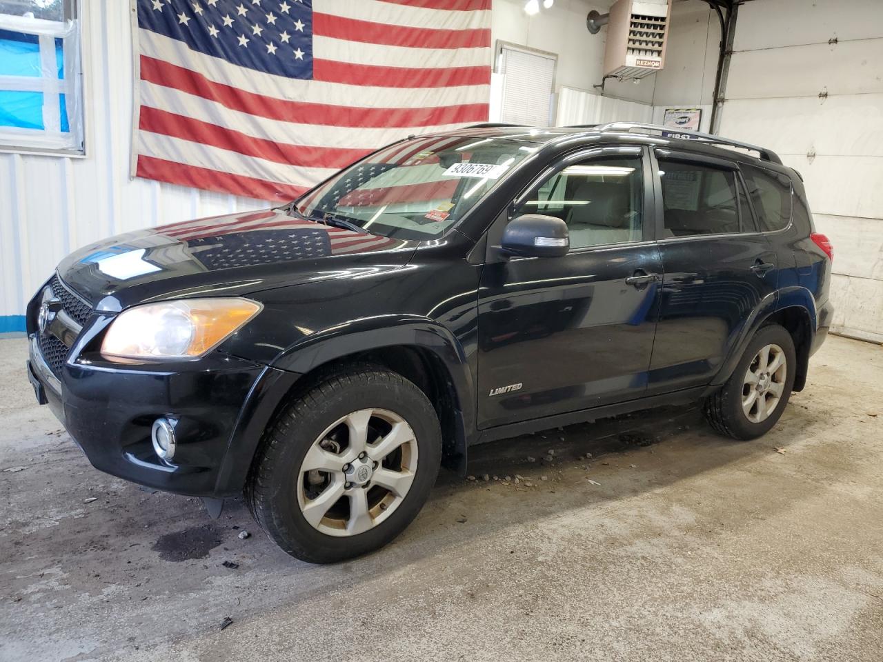 TOYOTA RAV4 LIMITED
