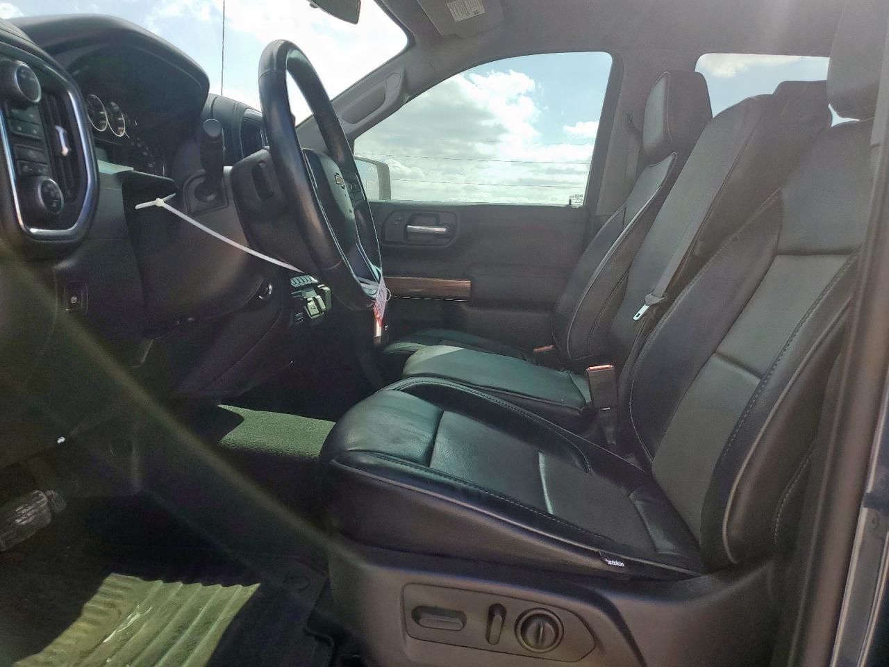 CHEVROLET SILVERADO K1500 LT