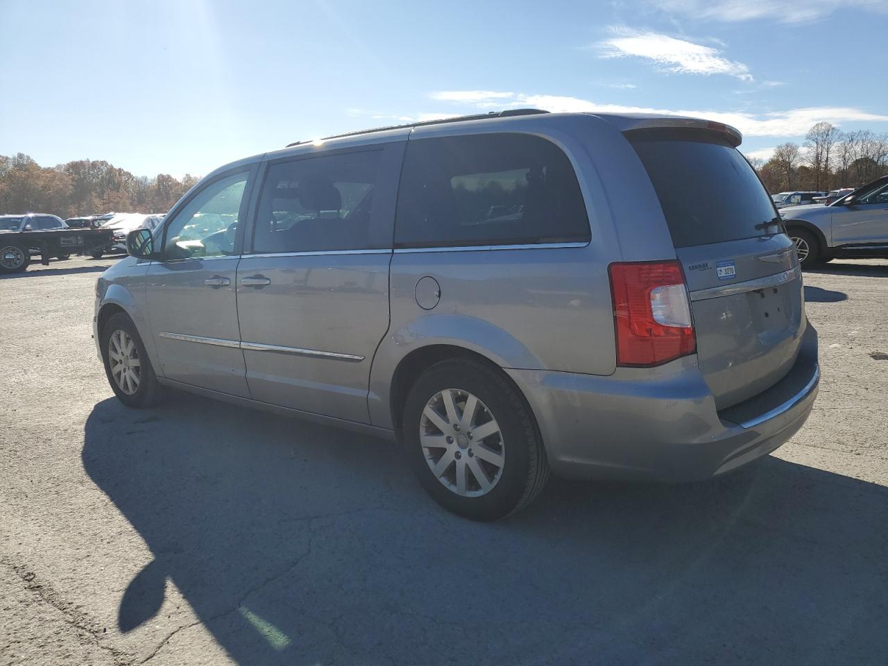 CHRYSLER TOWN & COUNTRY TOURING