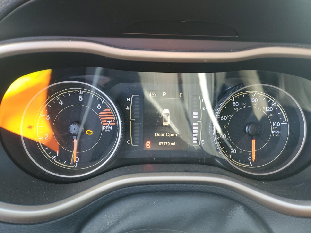 JEEP GRAND CHEROKEE SPORT