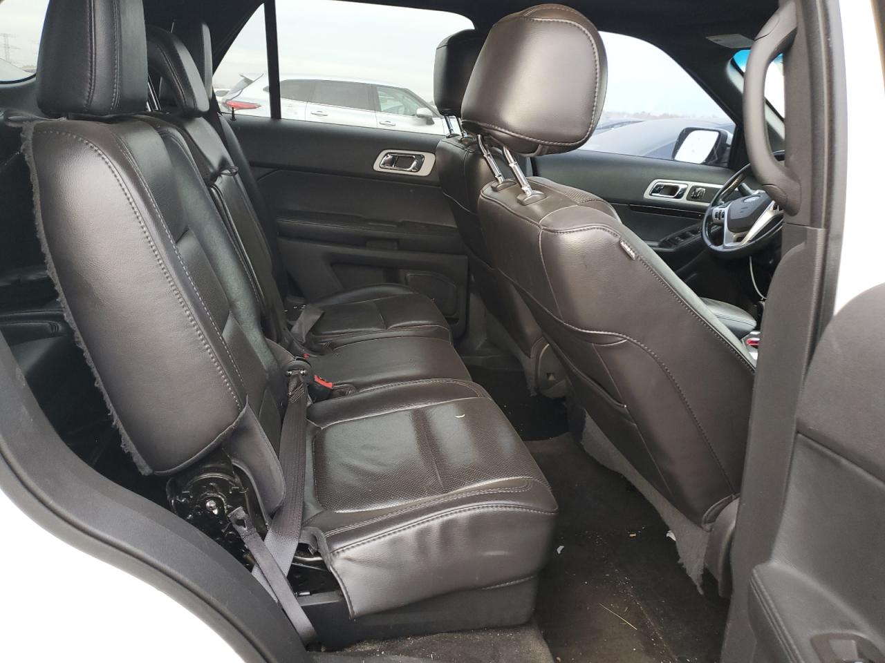 FORD EXPLORER LIMITED