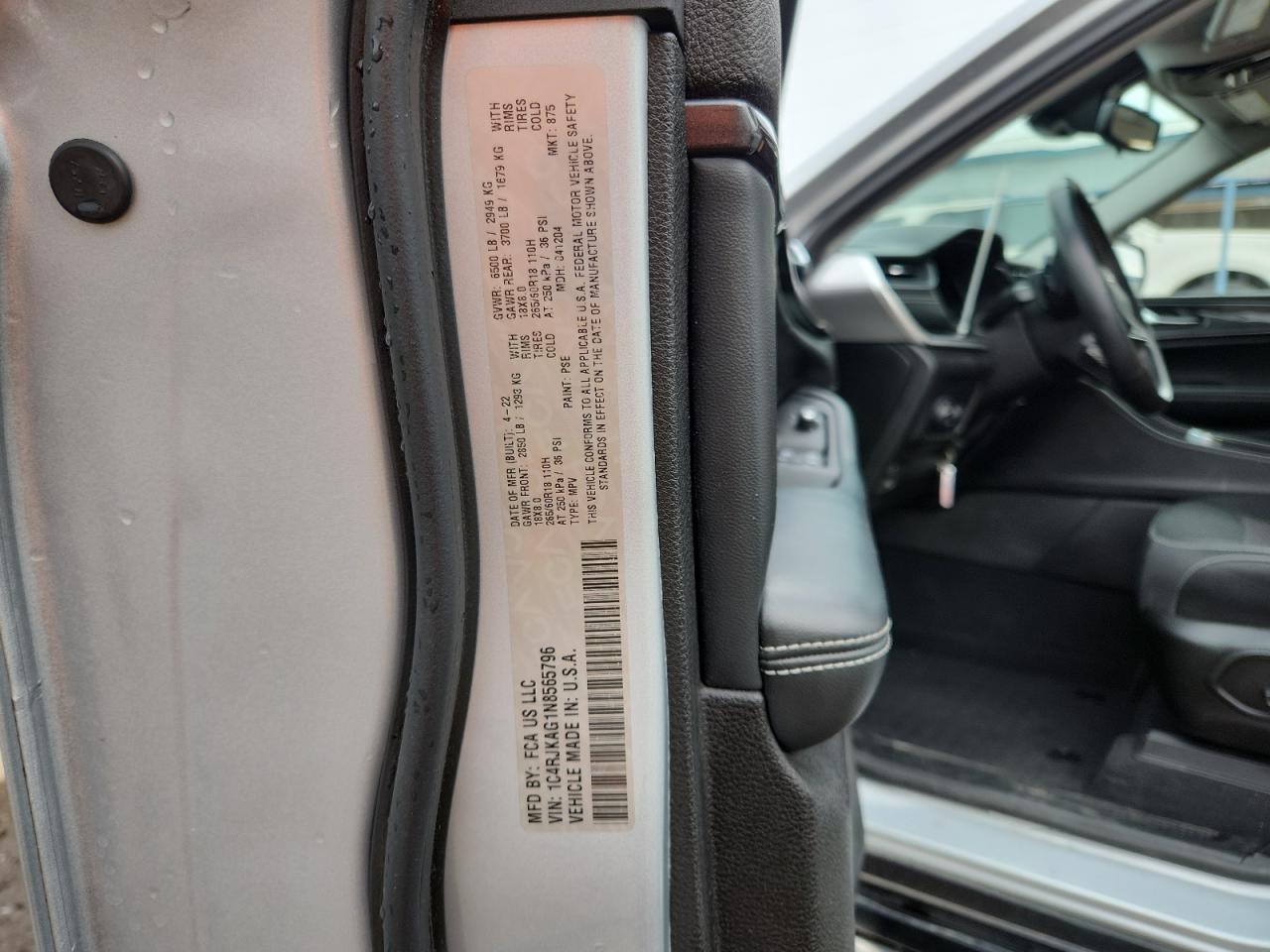 JEEP GRAND CHEROKEE L LAREDO