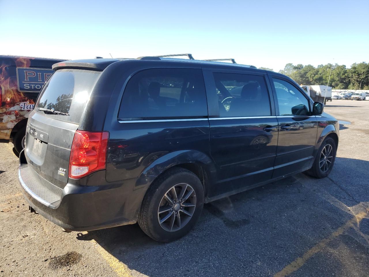 DODGE GRAND CARAVAN SXT