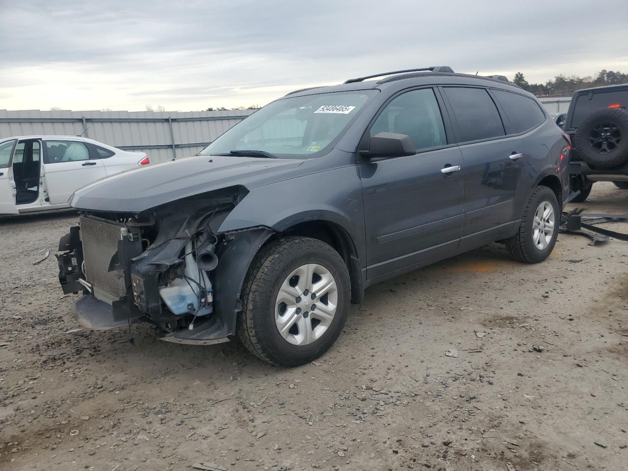 CHEVROLET TRAVERSE LS