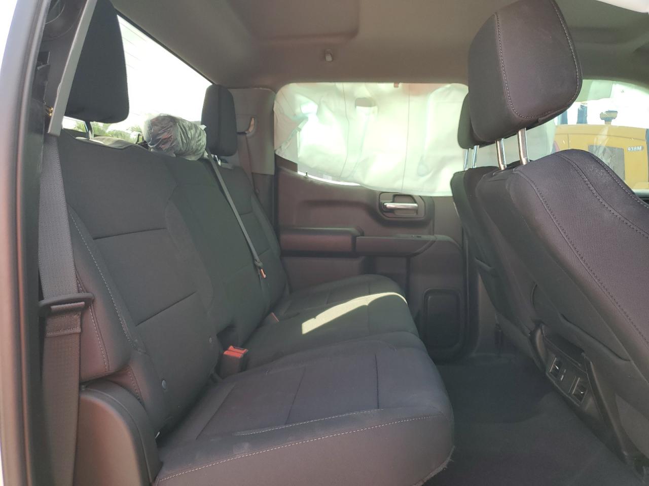 CHEVROLET SILVERADO C1500 CUSTOM