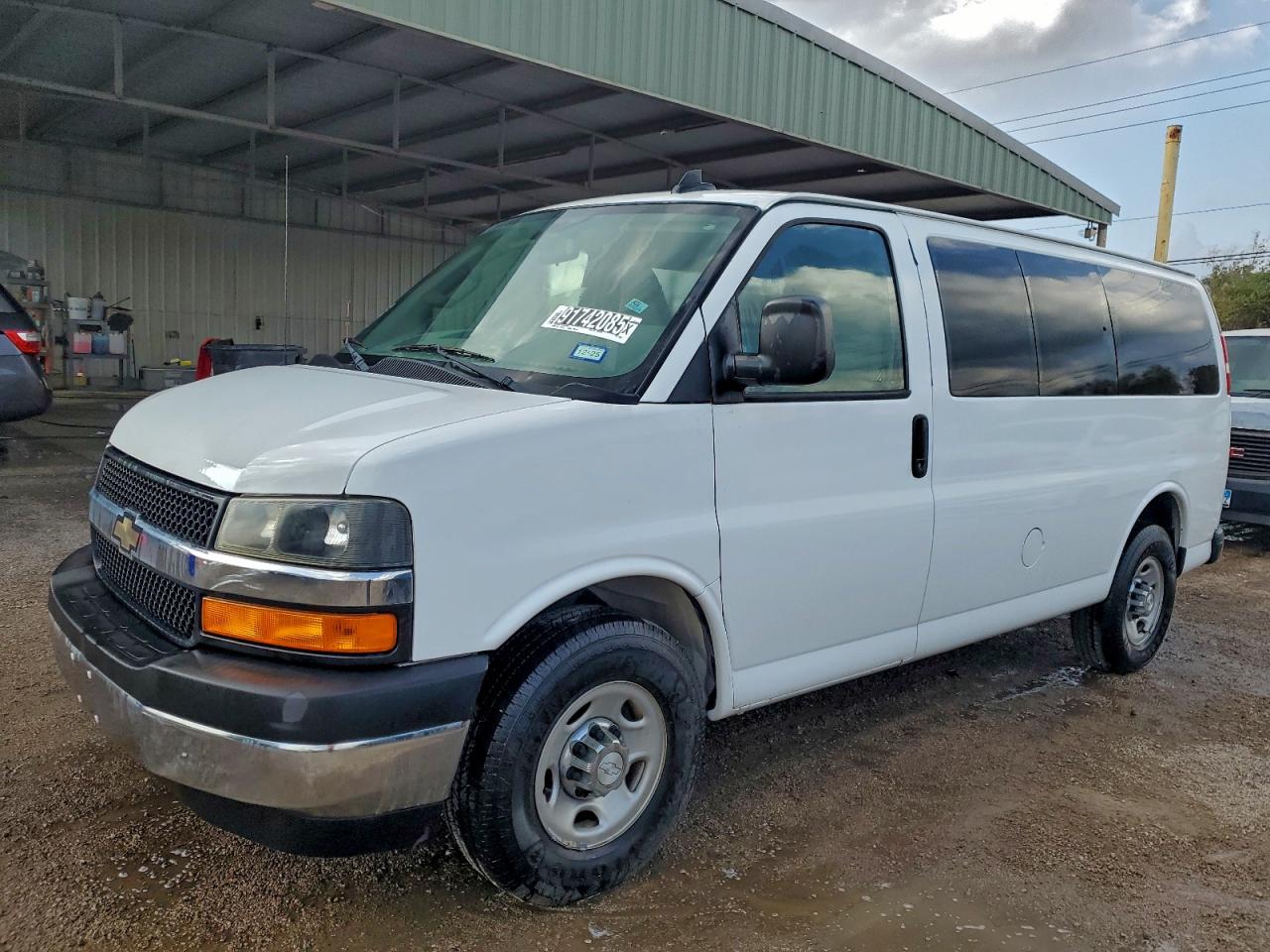 CHEVROLET EXPRESS LT
