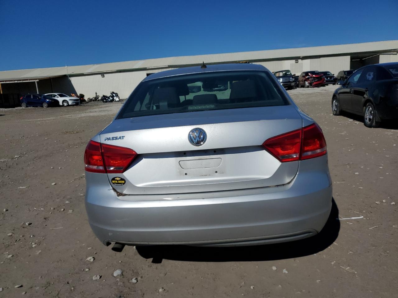 VOLKSWAGEN PASSAT S