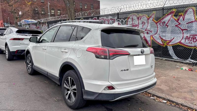 2017 TOYOTA RAV4 XLE #3303626931