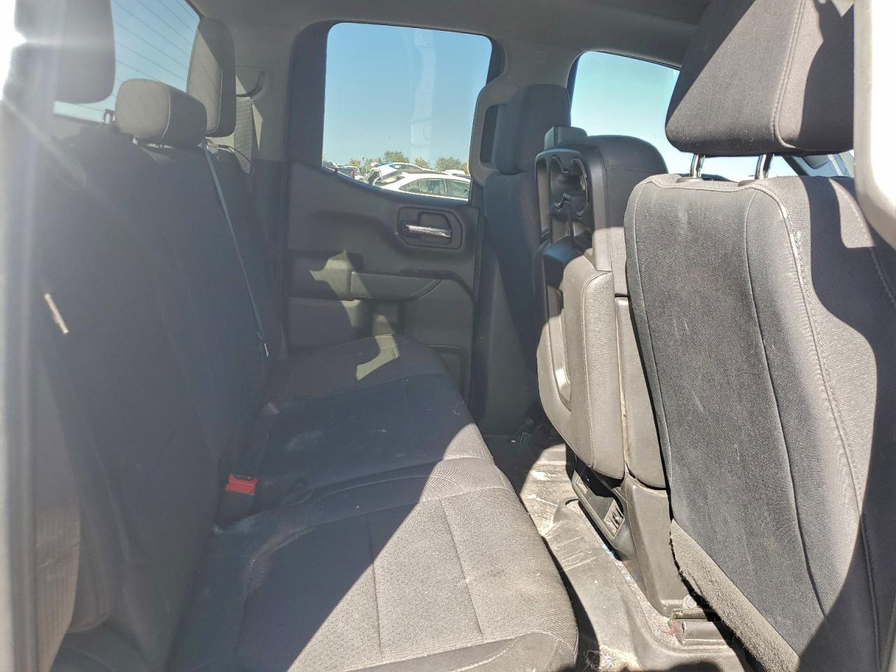 CHEVROLET SILVERADO C1500 CUSTOM