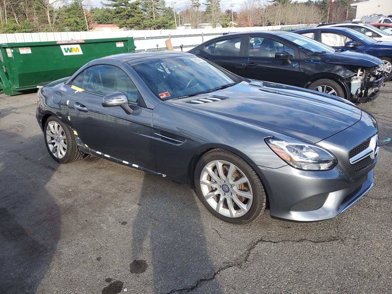 MERCEDES-BENZ SLC-CLASS 300