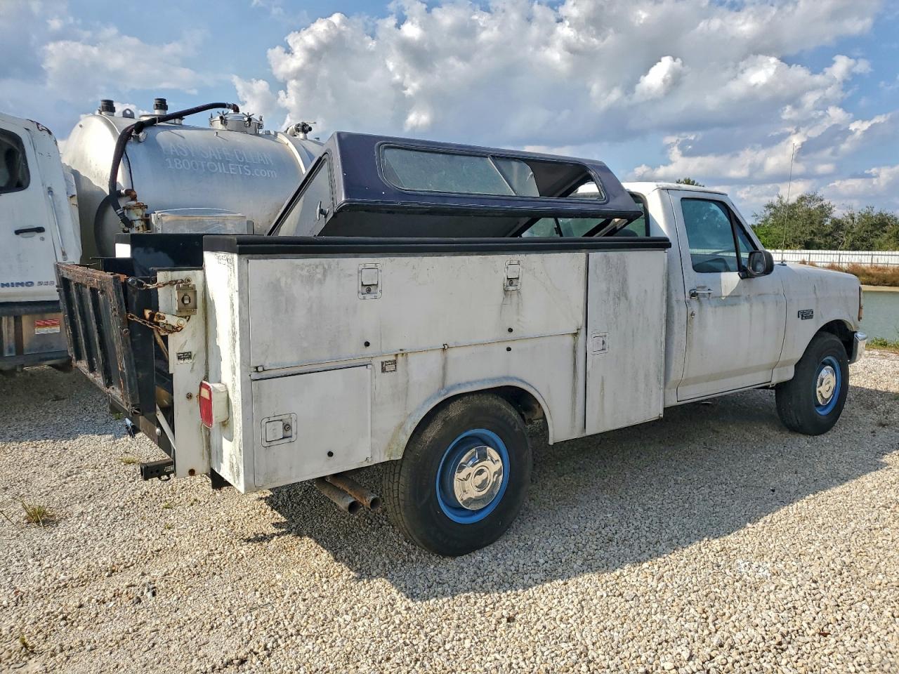 Lot #3304633945 1995 FORD F250