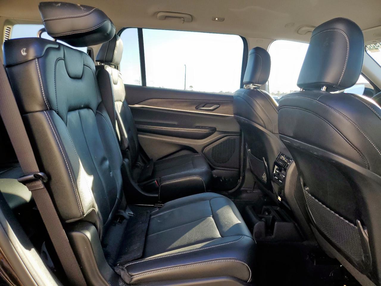 JEEP GRAND CHEROKEE L LIMITED