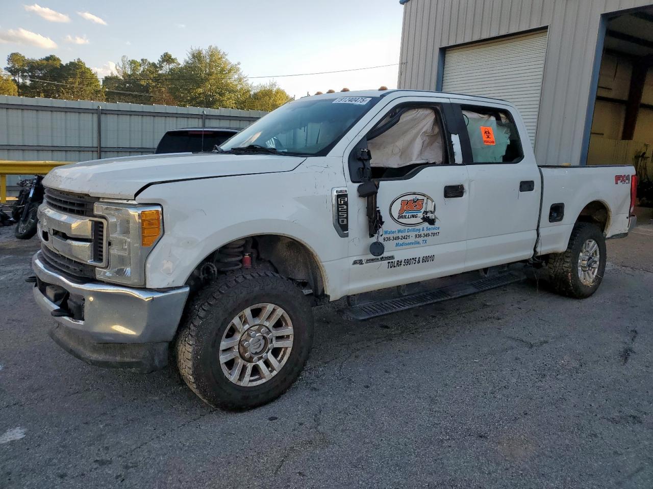 FORD F-250 SUPER DUTY