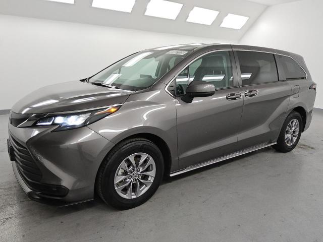 Global Auto Auctions: 2024 TOYOTA SIENNA LE