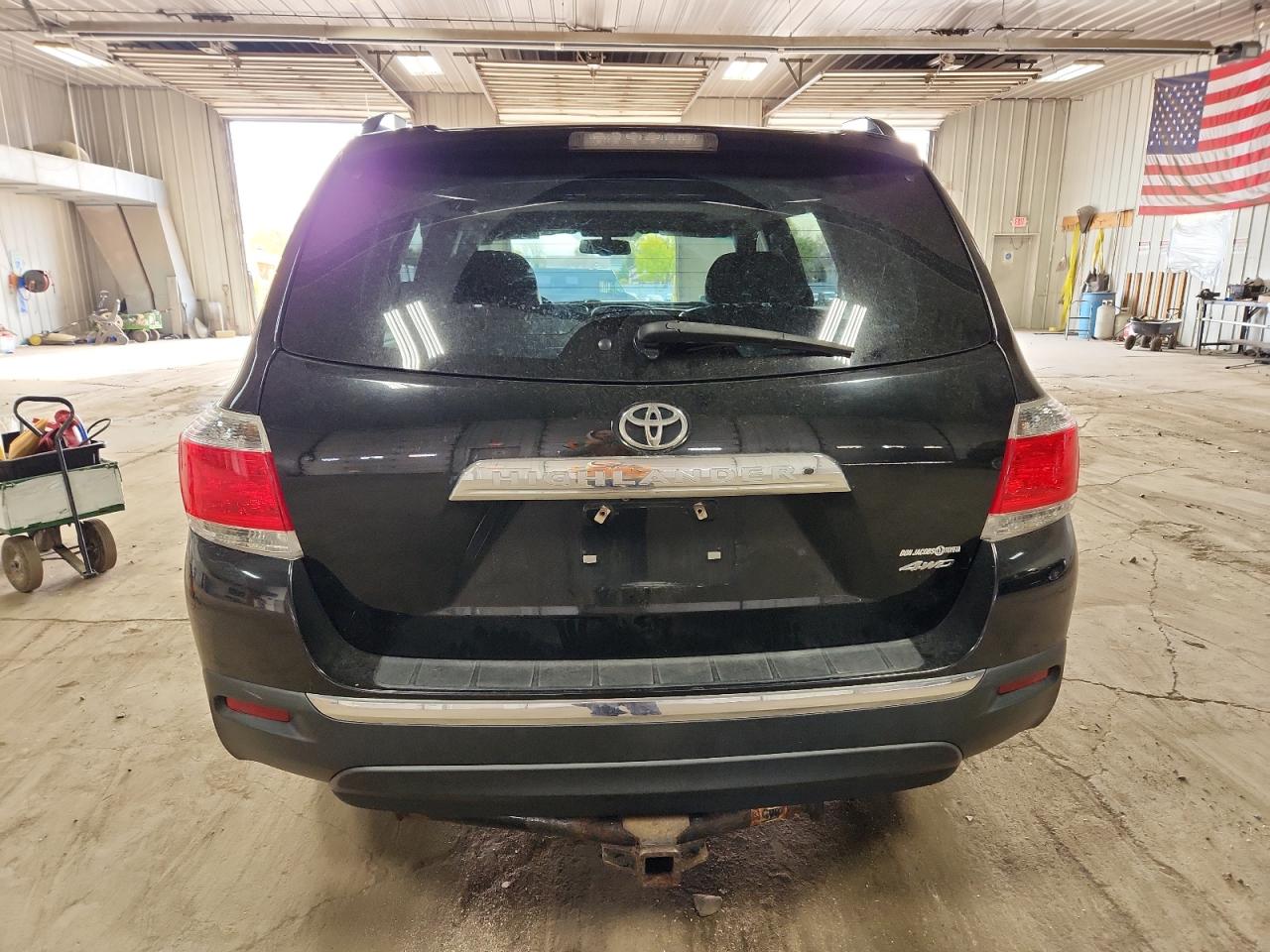 TOYOTA HIGHLANDER LIMITED