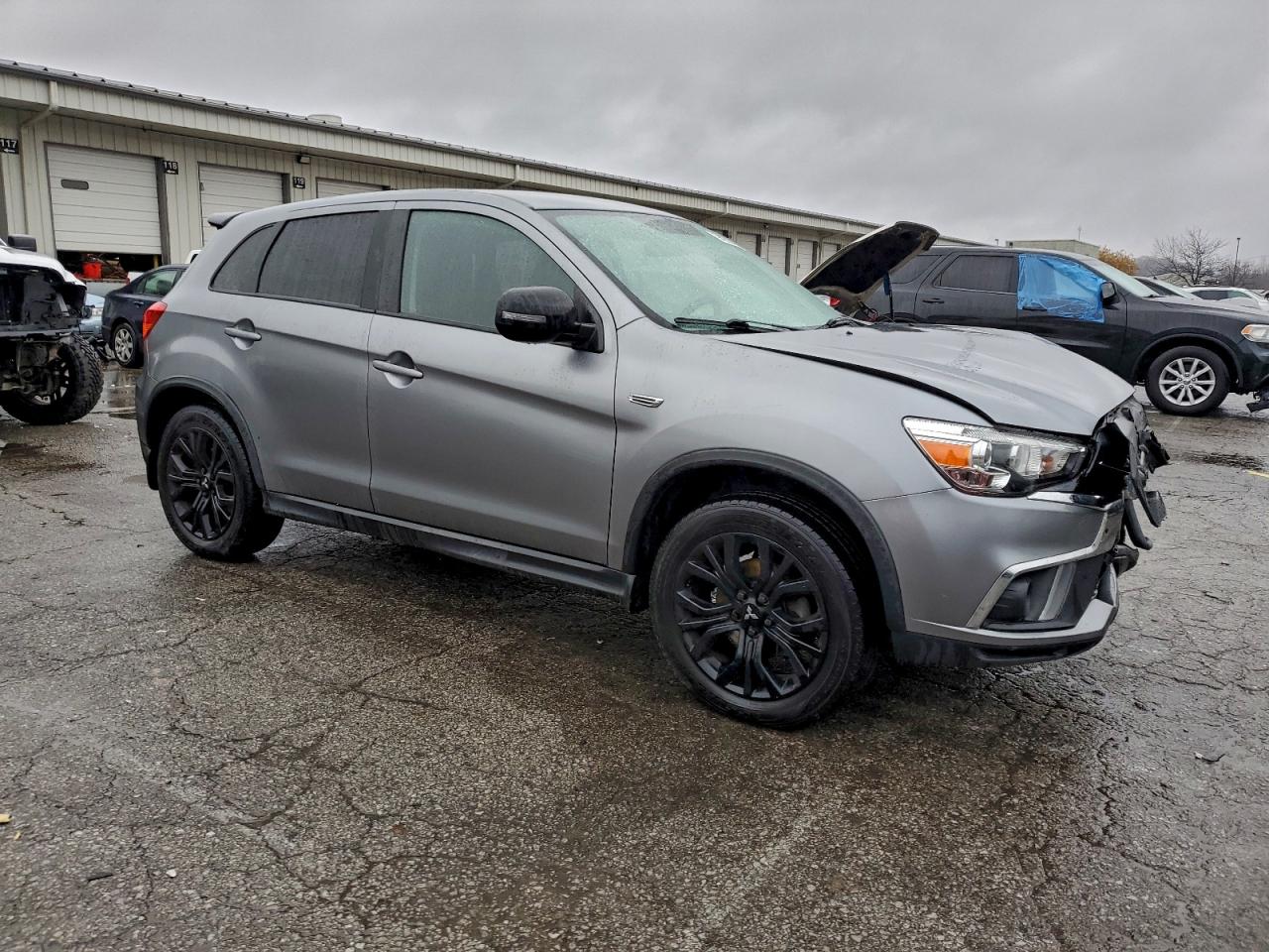 MITSUBISHI OUTLANDER ES