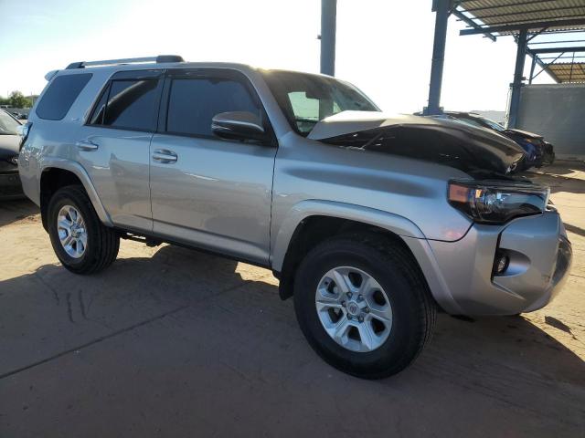 2024 TOYOTA 4RUNNER SR #3301863964