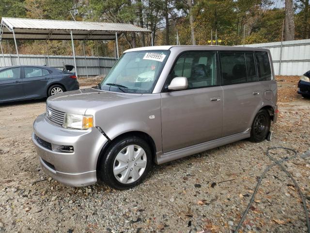 Global Auto Auctions: 2004 TOYOTA SCION XB