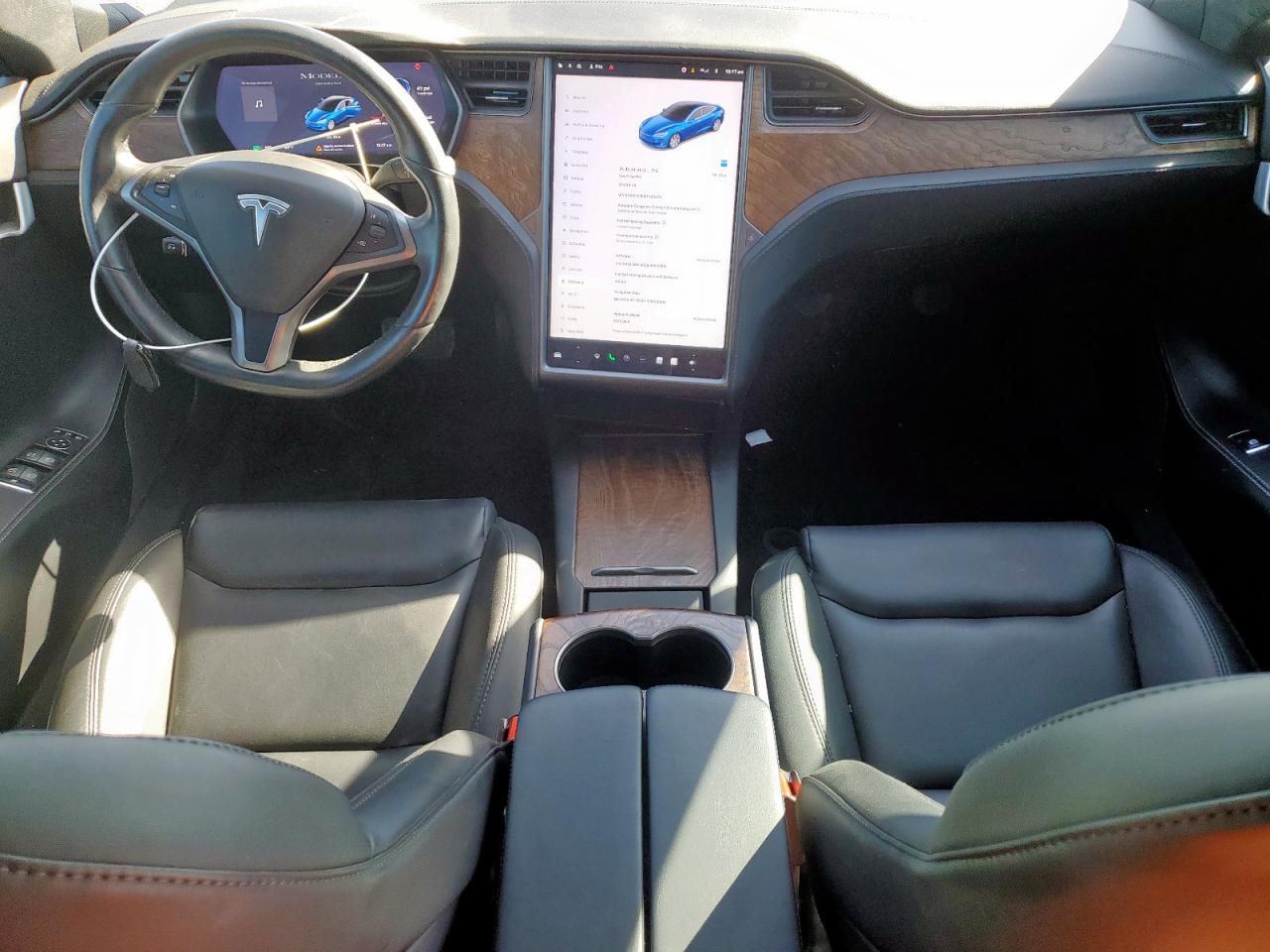 TESLA MODEL S