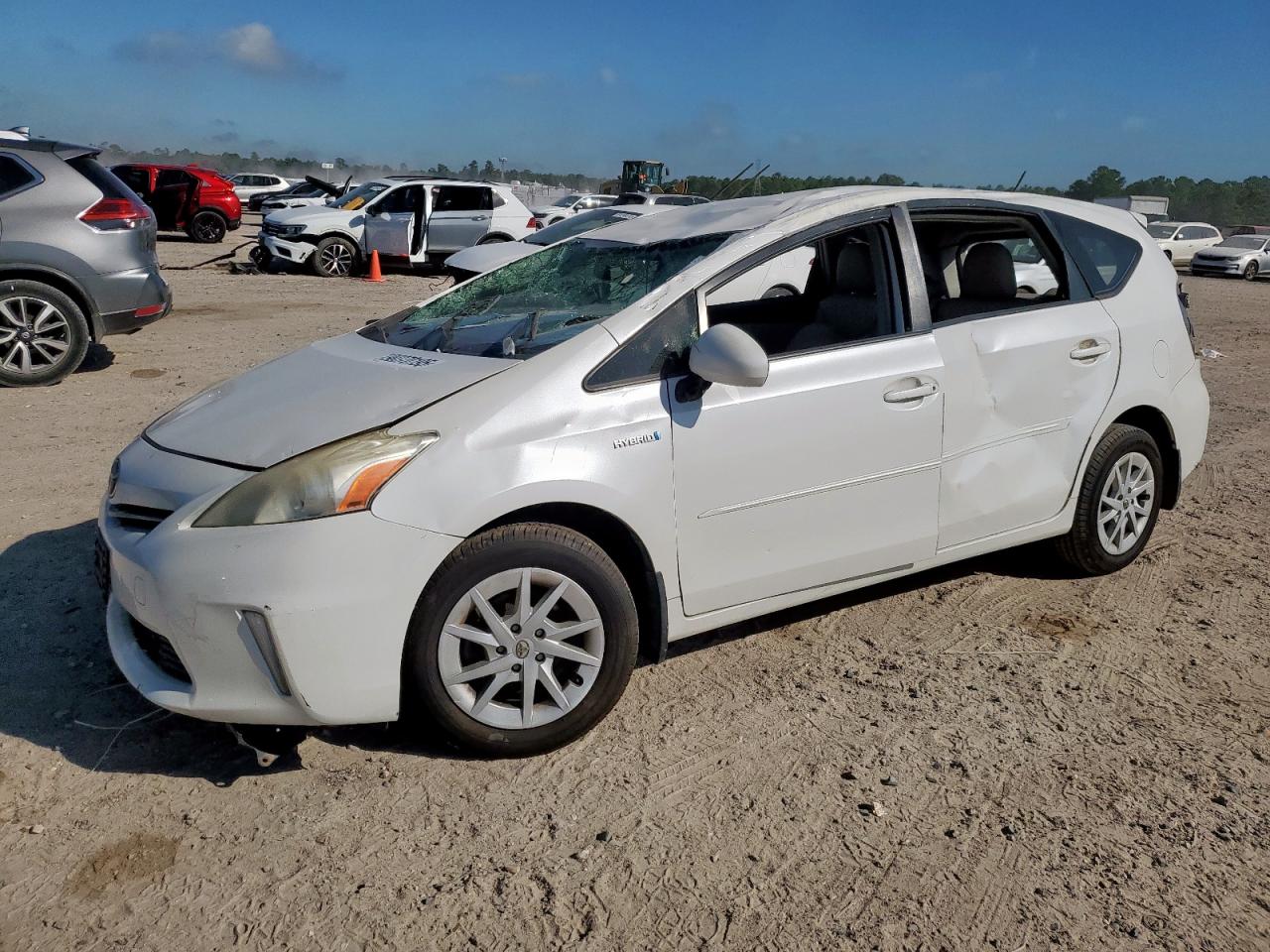 TOYOTA PRIUS V
