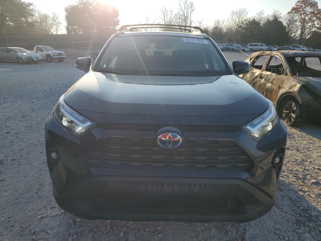 TOYOTA RAV4 XLE PREMIUM