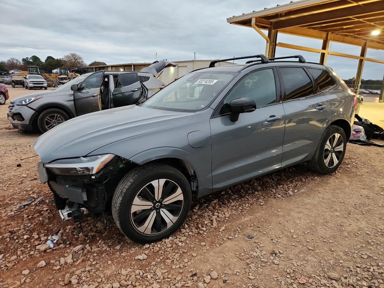VOLVO XC60 PLUS