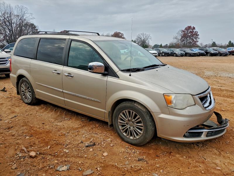 2014 CHRYSLER TOWN & COU #3296241415