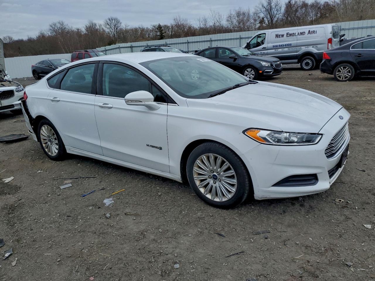 FORD FUSION SE HYBRID