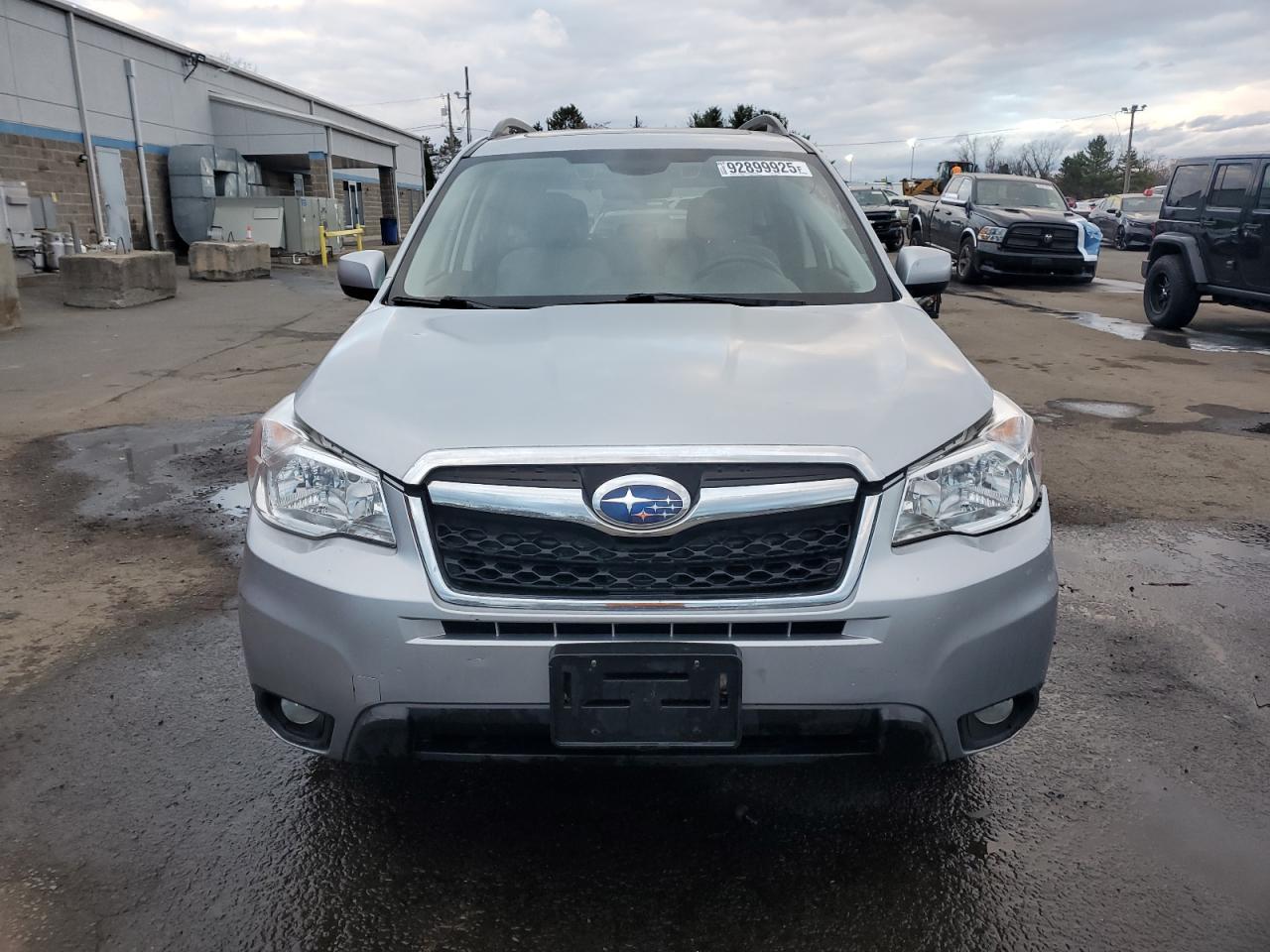 Lot #3306751976 2015 SUBARU FORESTER 2