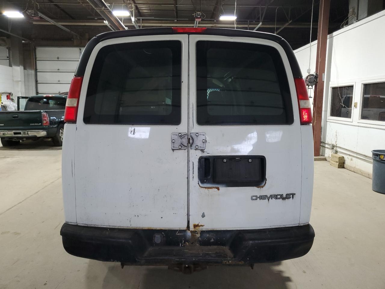 Lot #3291024187 2004 CHEVROLET EXPRESS G3