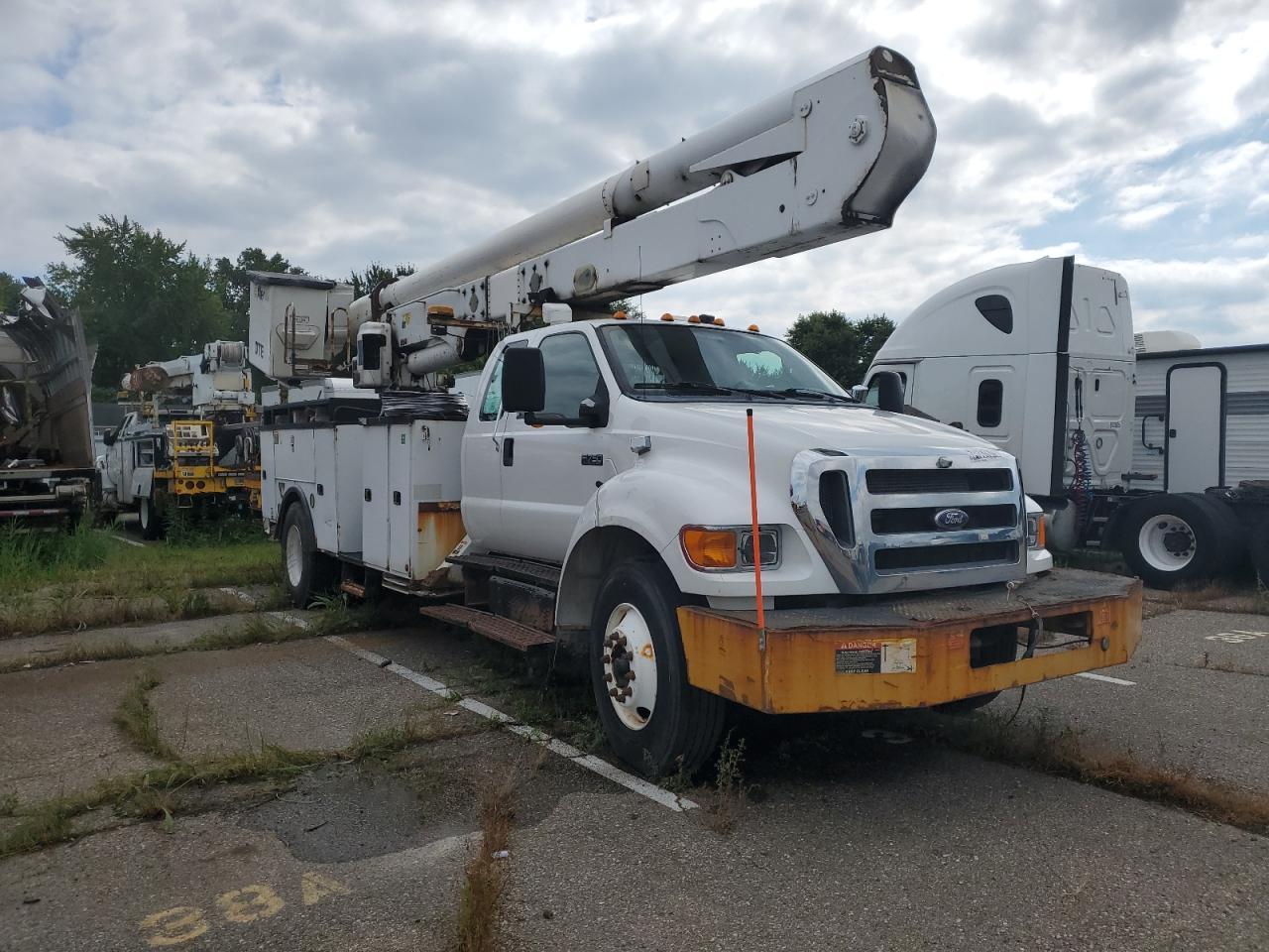 Lot #3315916084 2011 FORD F750 SUPER