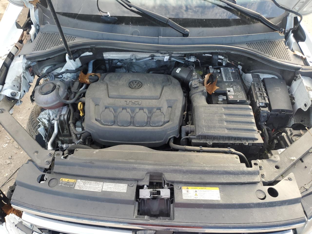 VOLKSWAGEN TIGUAN SE