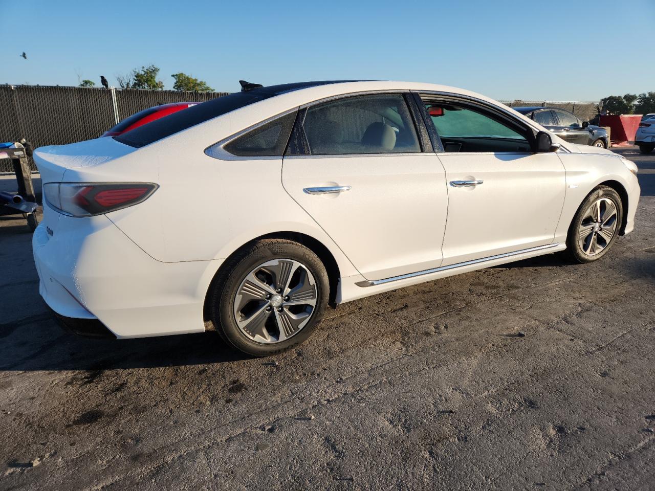 HYUNDAI SONATA HYBRID
