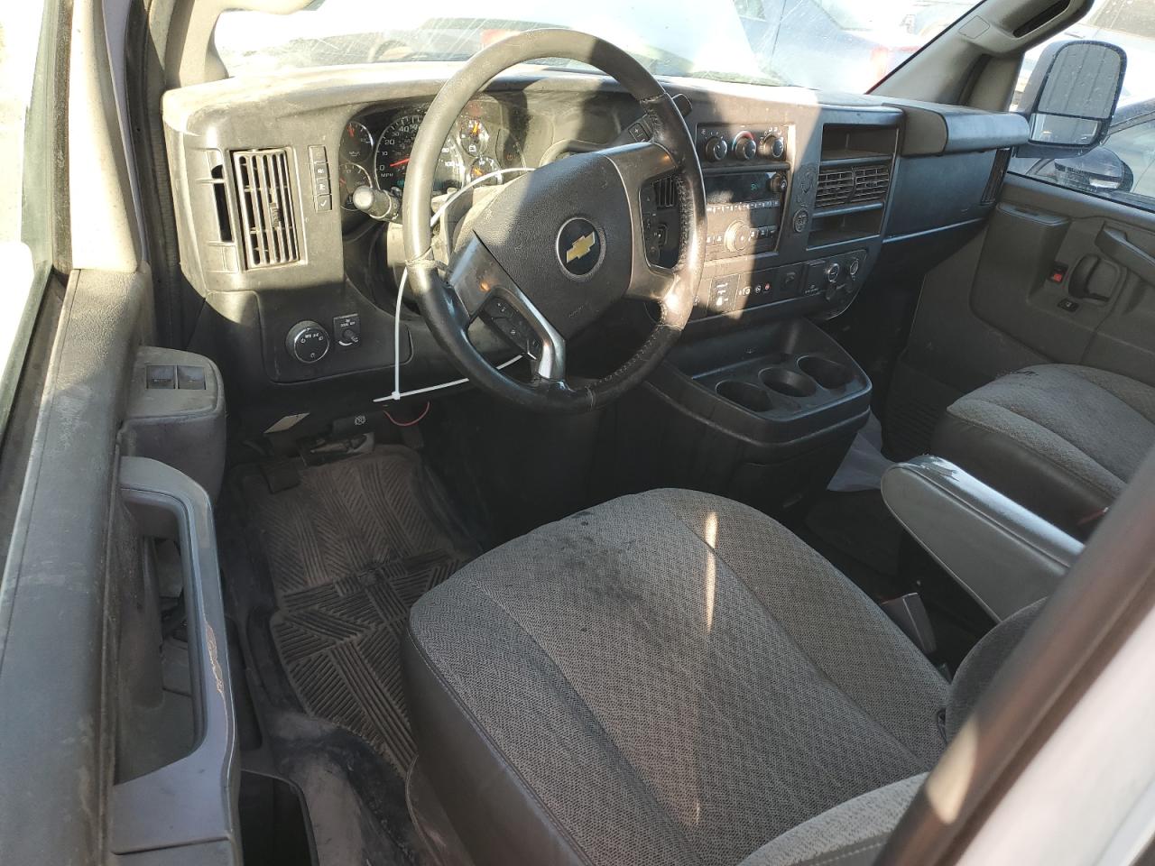 CHEVROLET EXPRESS 25