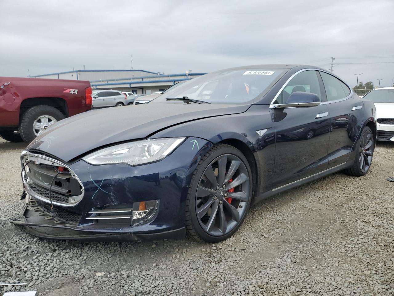 TESLA MODEL S 85D
