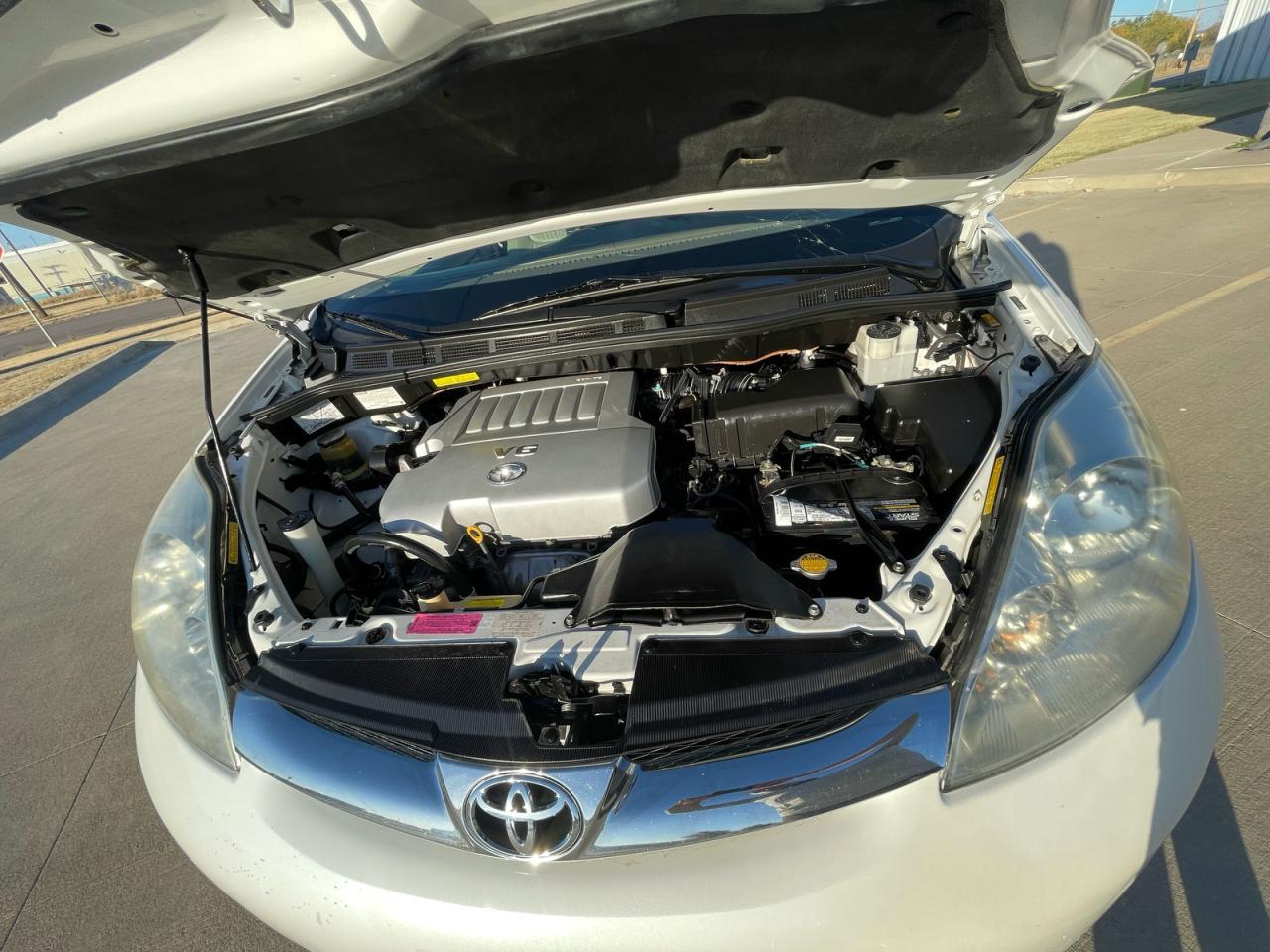 Lot #3290188214 2007 TOYOTA SIENNA XLE