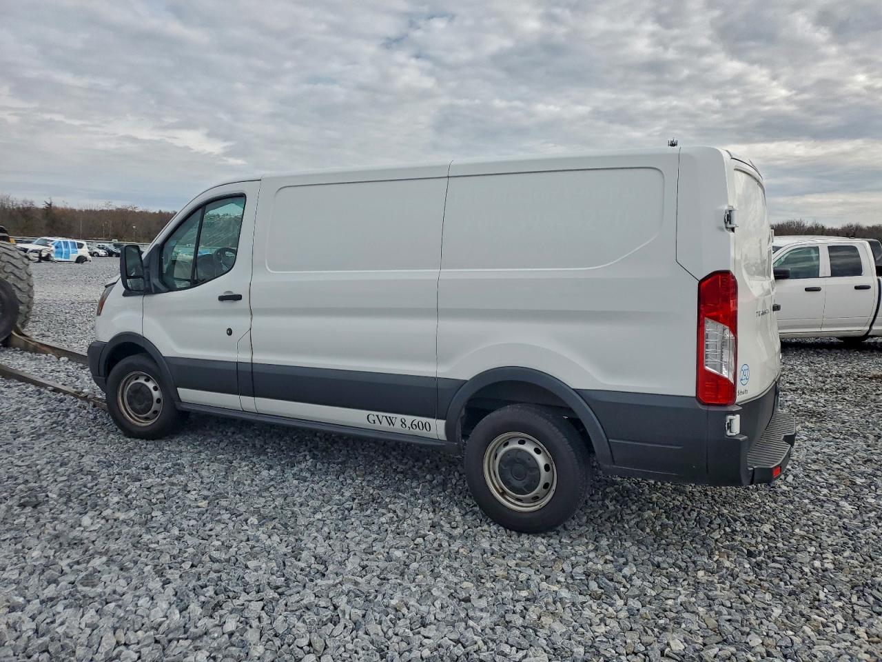 FORD TRANSIT T-250