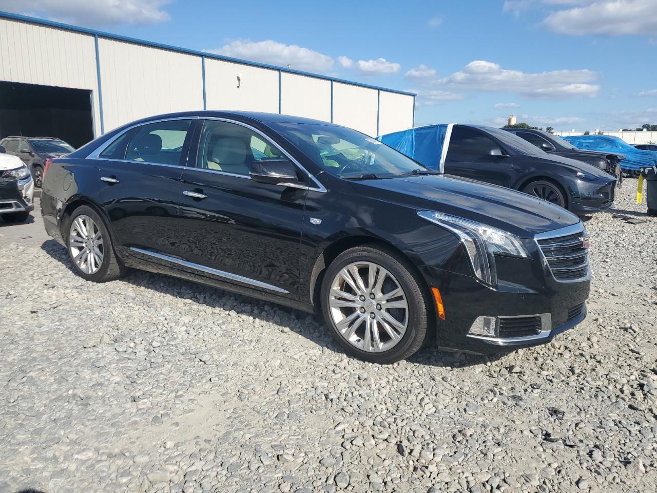 CADILLAC XTS LUXURY