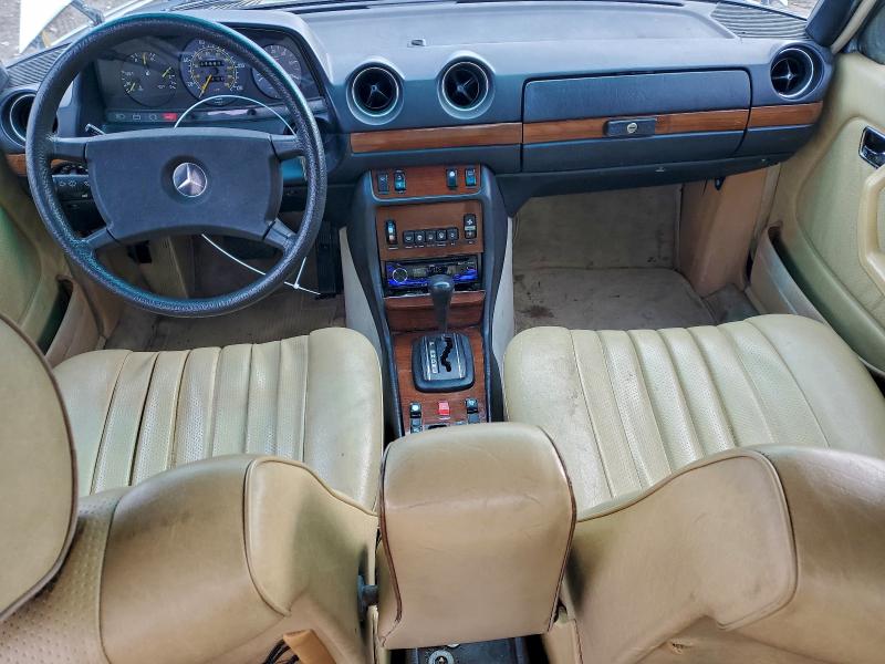 1985 MERCEDES-BENZ 300 DT #3302911071