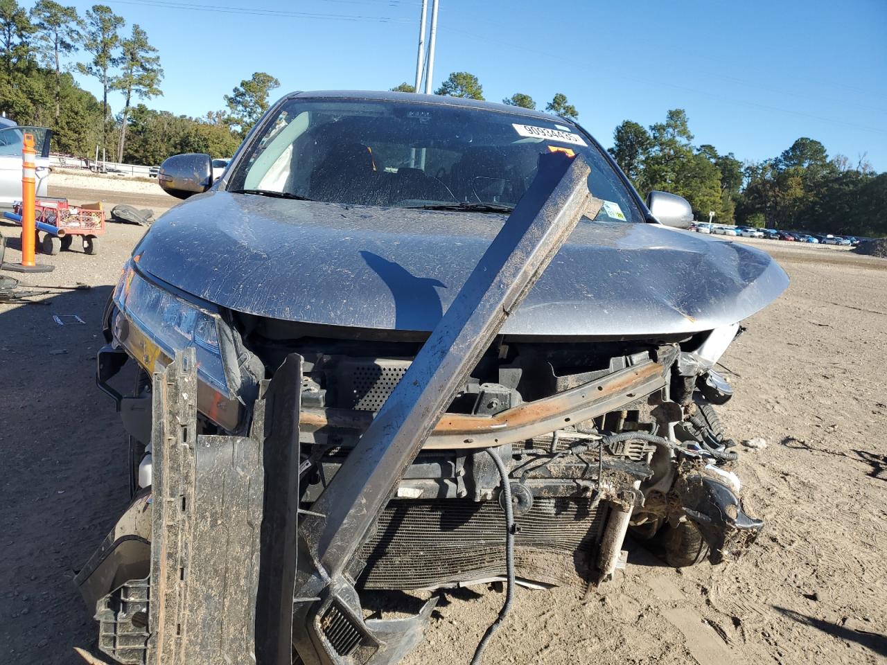 MITSUBISHI OUTLANDER SE