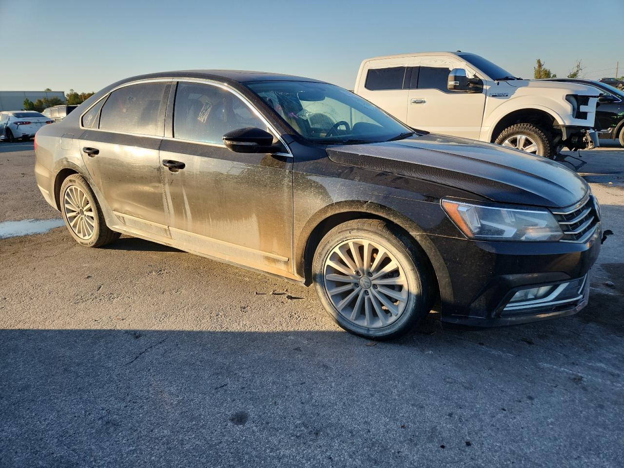 VOLKSWAGEN PASSAT SE