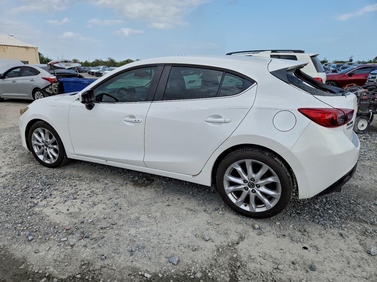 MAZDA 3 TOURING