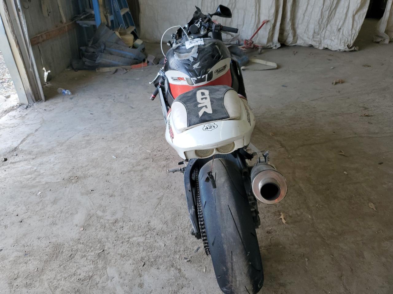 Lot #3301809330 2001 HONDA CBR900 RE