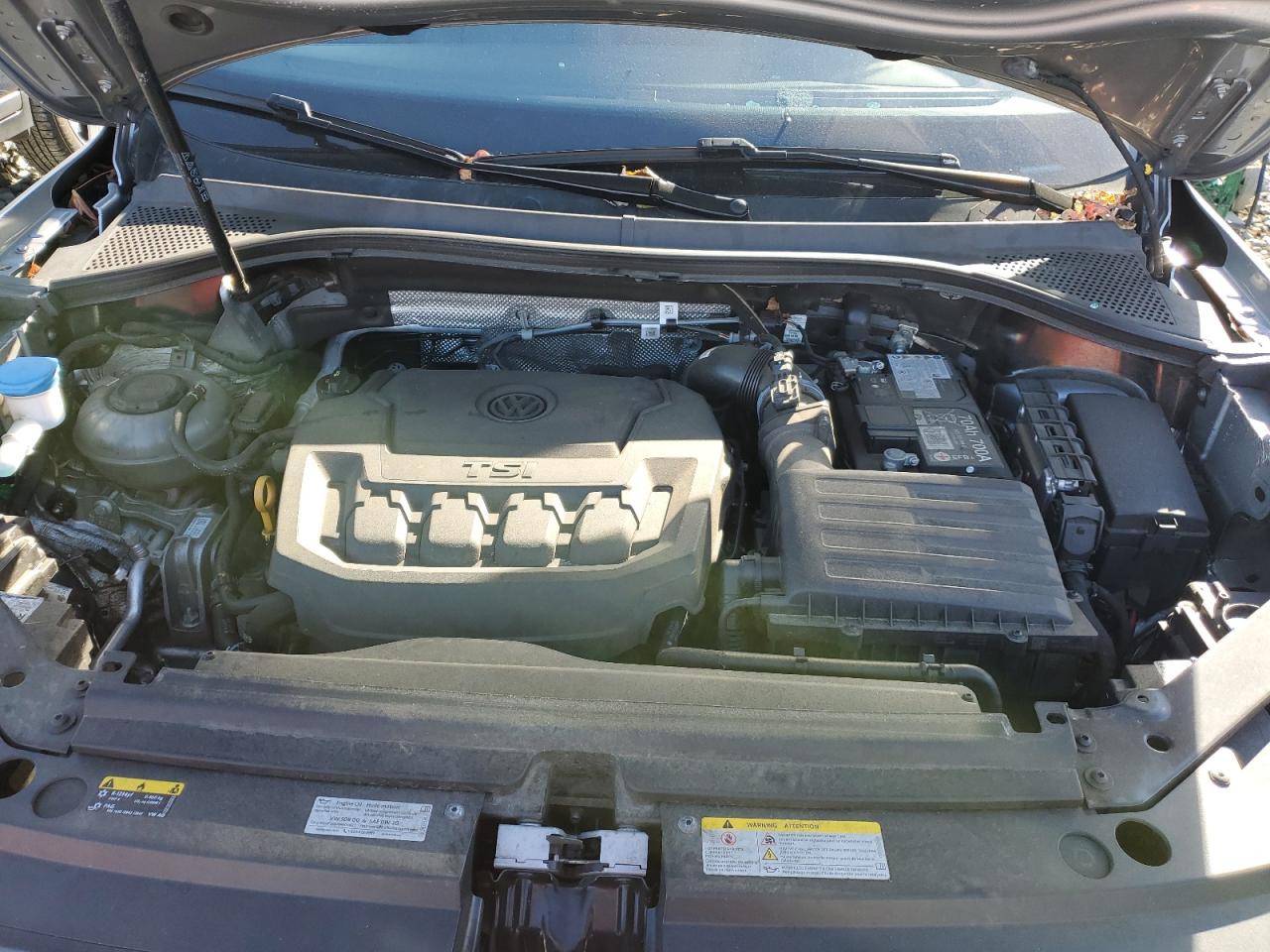 VOLKSWAGEN TIGUAN SE